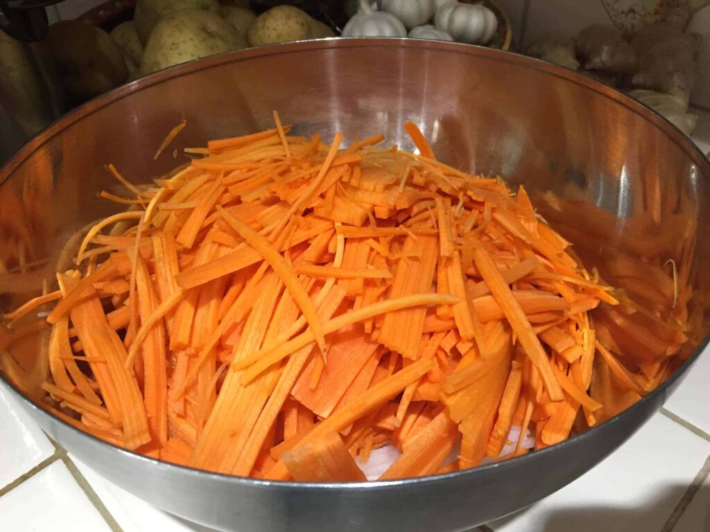 julienned carrot