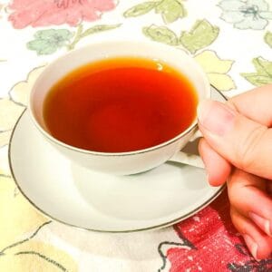 cup of gingerbread rooibos tea