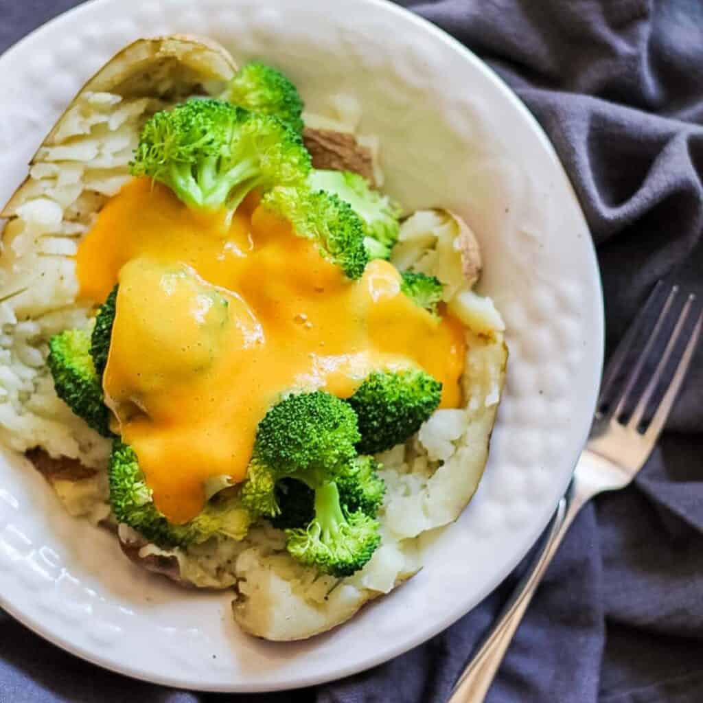 Vegan Broccoli Cheese Baked Potato Very Veganish