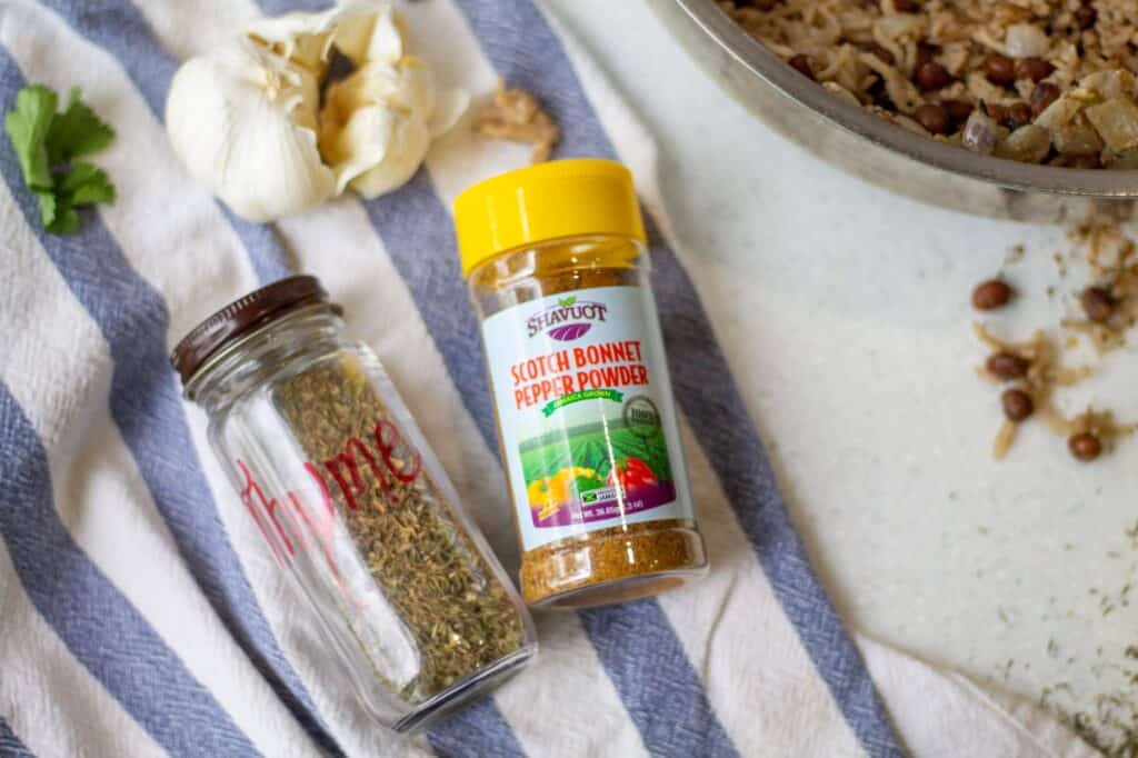 thyme and scotch bonnet pepper powder