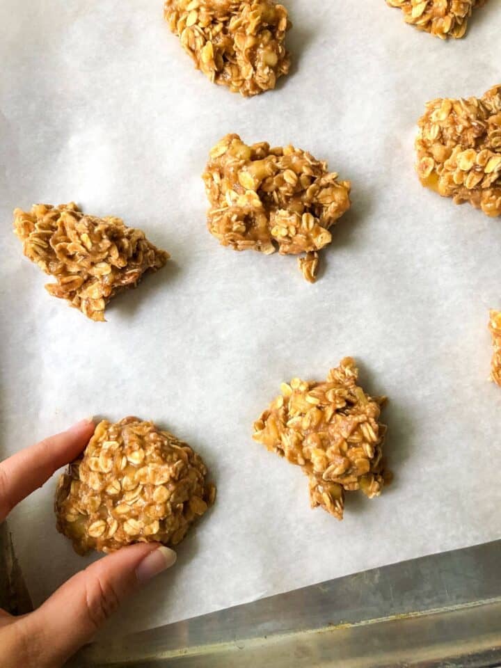 3 Ingredient Banana Oatmeal Breakfast Cookies (no egg, no flour) Very