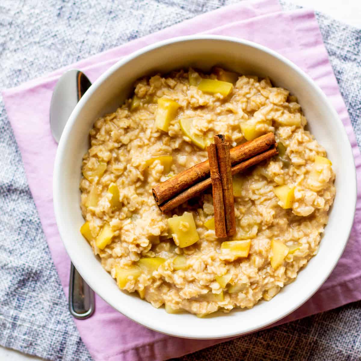 finished bowl of apple pie oatmeal