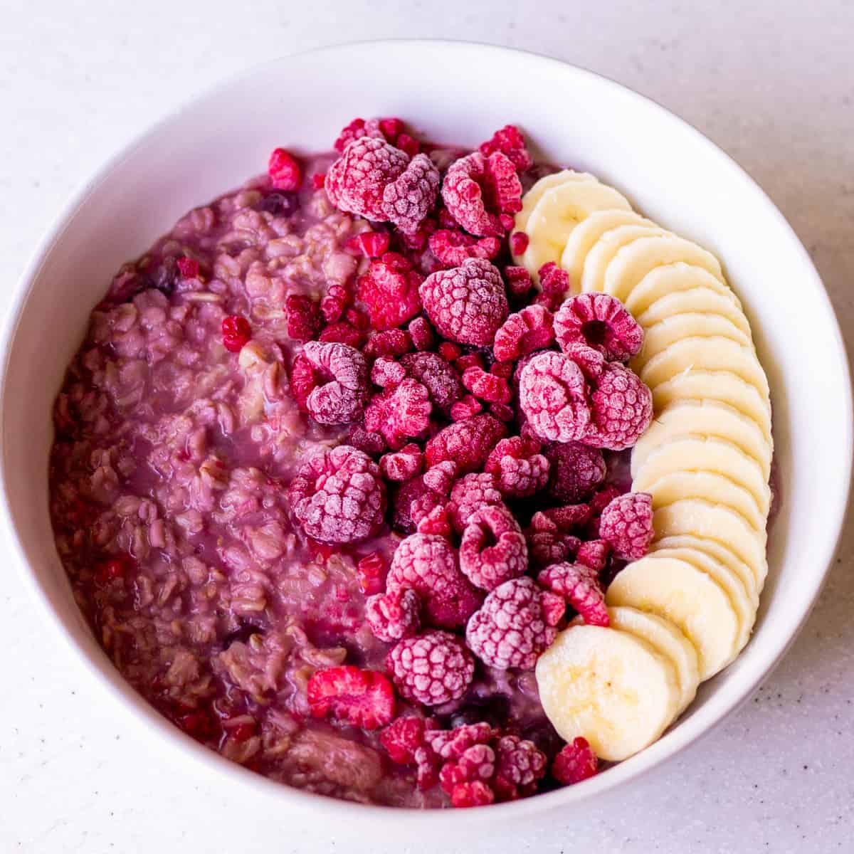 Vegan Toasted Oatmeal With Maple Syrup, Cranberries, and Raspberries Recipe