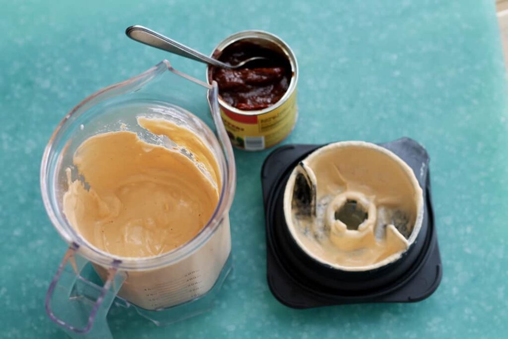 Vegan Chipotle Crema (chipotle lime cashew cream)