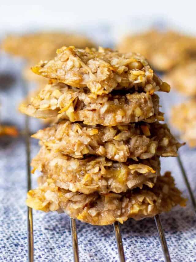 3-Ingredient Banana Coconut Walnut Cookies Story