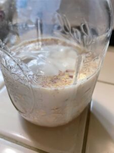 All-ingredients-added-to-jar-How-to-make-basic-vegan-overnight-oats