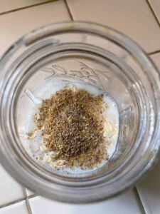 Step-4.1-add-ground-flax-or-chia-seeds-How-to-make-basic-vegan-overnight-oats