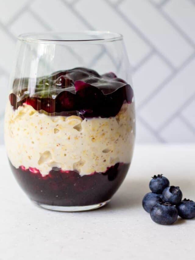 Blueberry Pie Overnight Oats Story