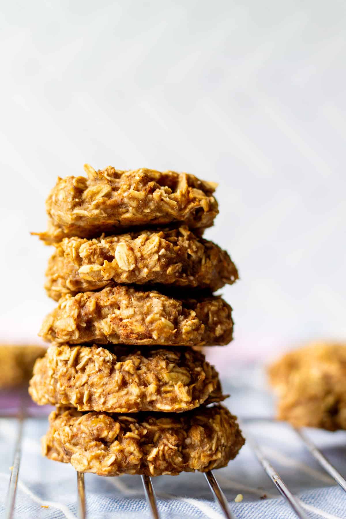 3 Ingredient Banana Oatmeal Breakfast Cookies