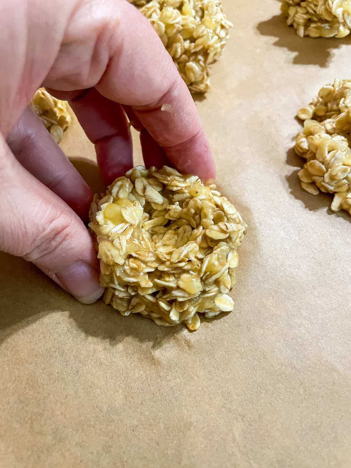 shaping the cookies with my fingers