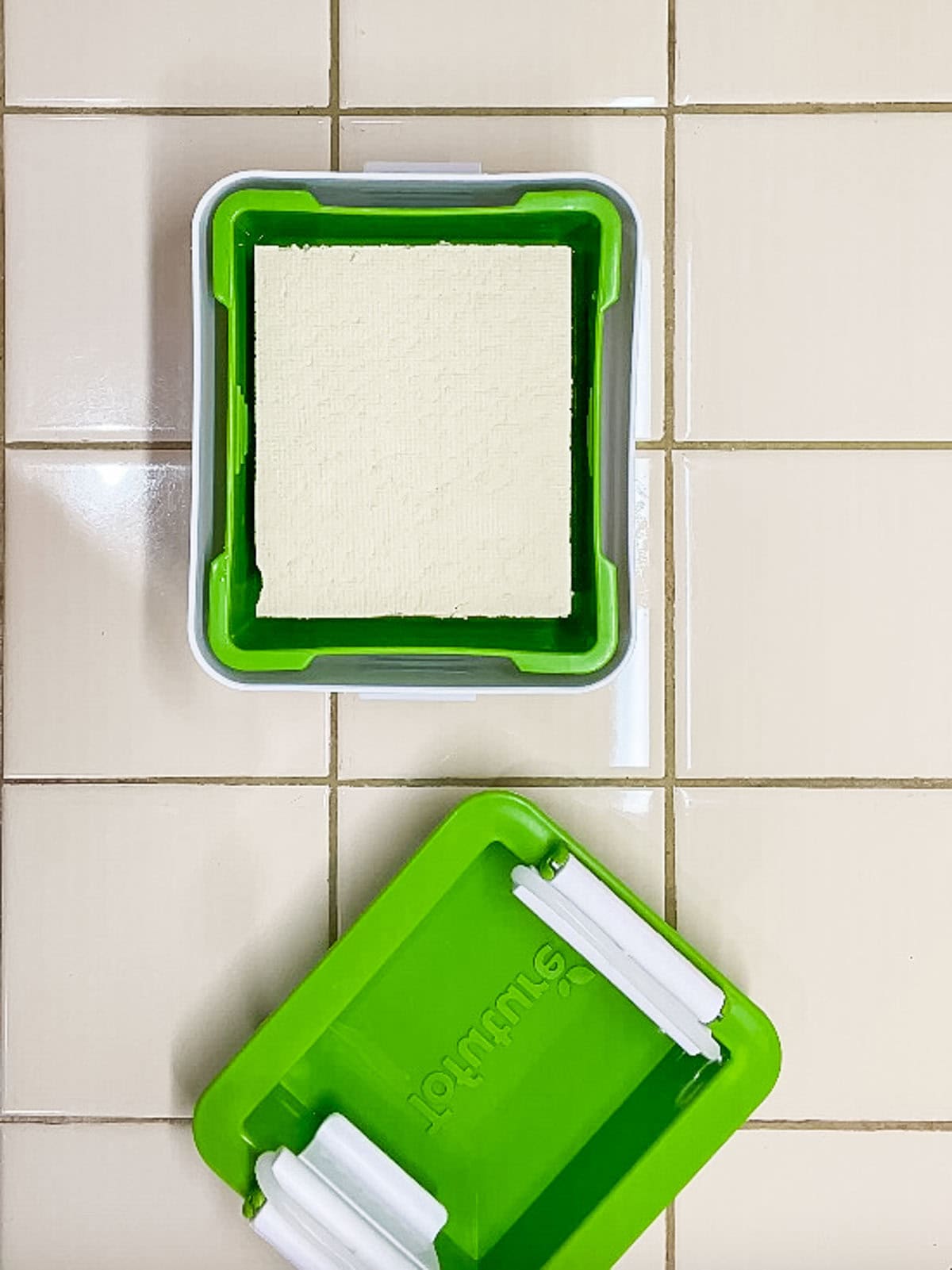 Process step 1 - press tofu