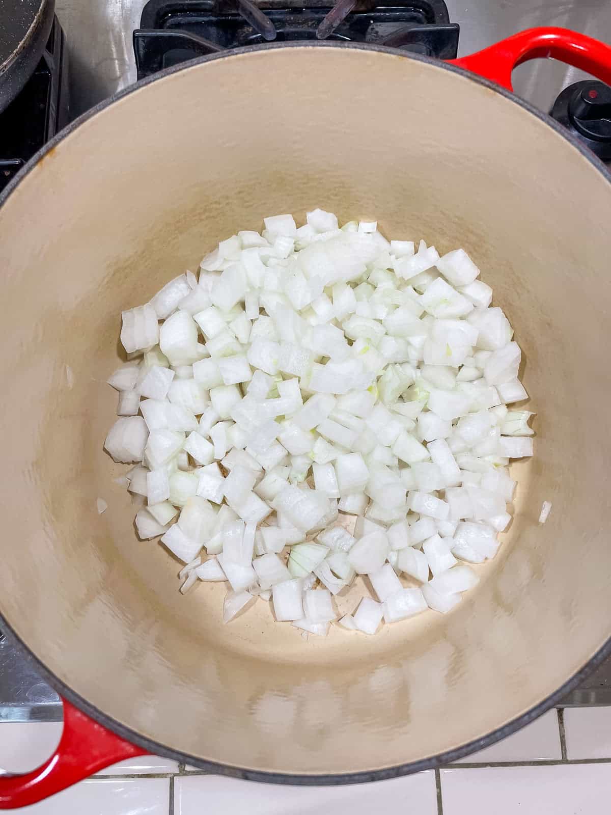 onions in dutch oven